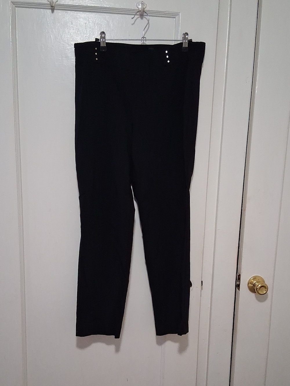 Streamlined Black Straight-Leg Pull-On Pants